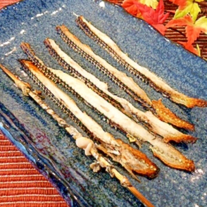 さよりでおやつ 骨せんべいと皮のぐるぐる巻き レシピ 作り方 By まめもにお 楽天レシピ さよりでおやつ 骨せんべいと皮のぐるぐる巻き レシピ 作り方 By まめもにお 楽天レシピ